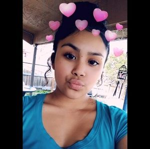 Meet your Posher, Natalie